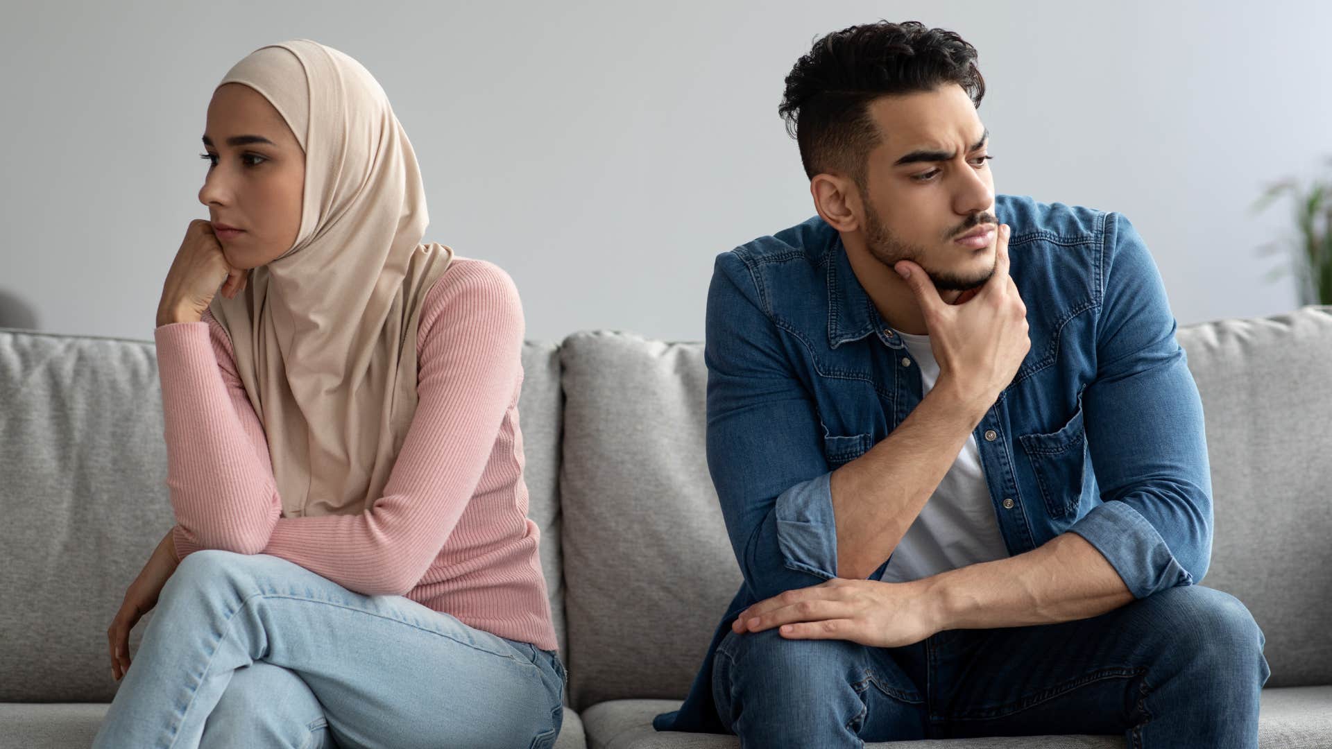 common mistakes that hurt a good womans feelings without you even realizing telling hurtful jokes about her