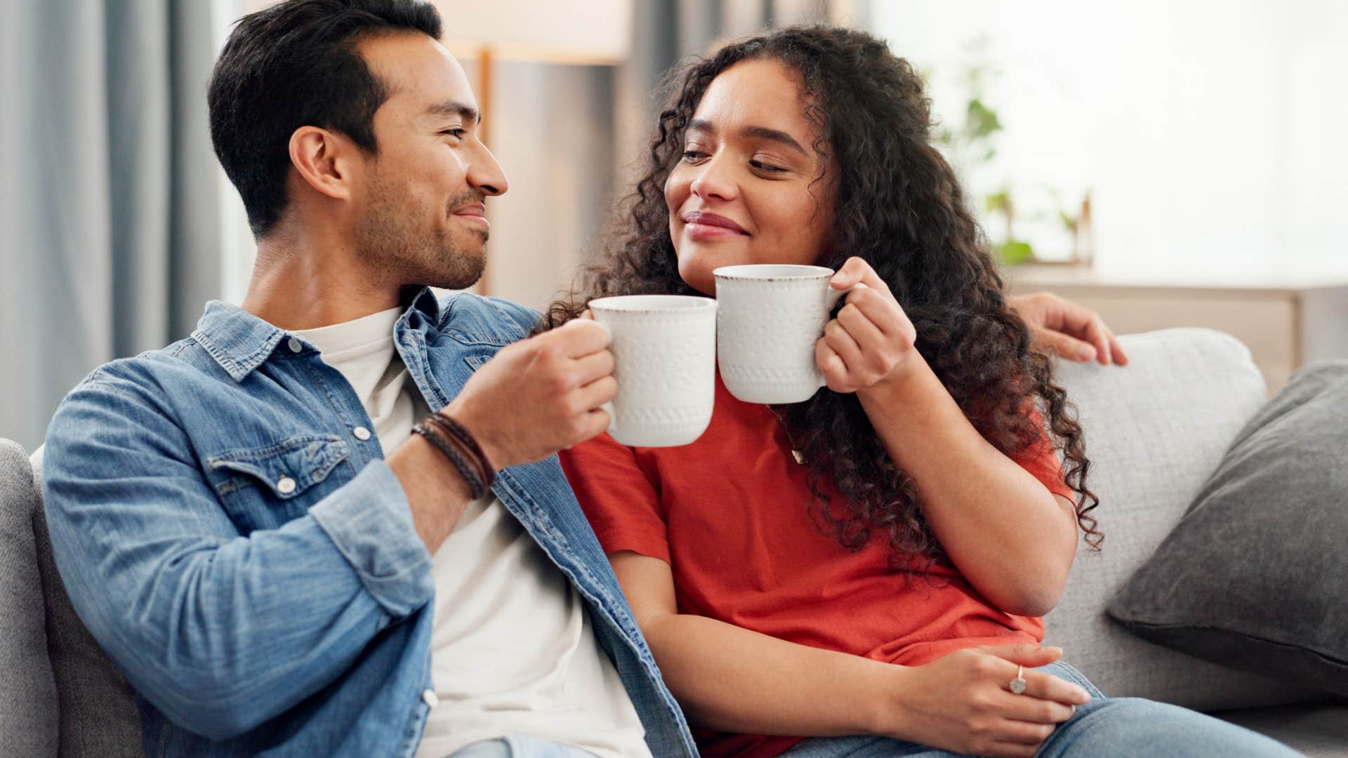 couples who still choose each other every day practice these rare behaviors creating personalized love rituals