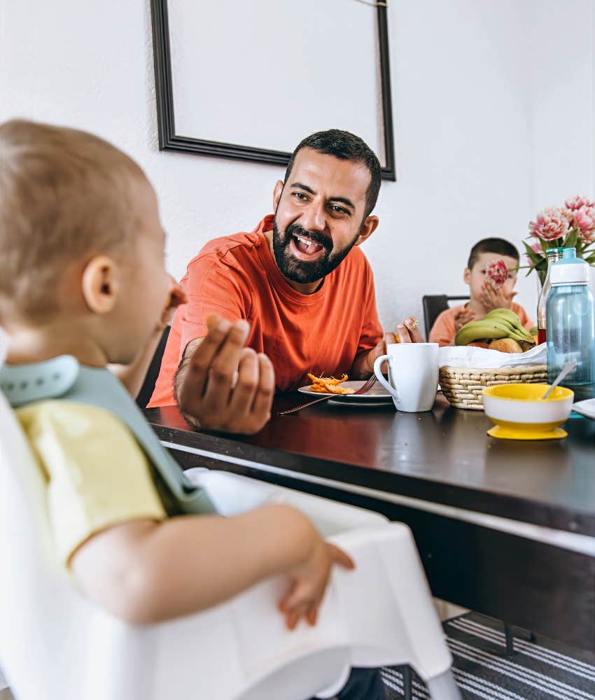Dad who puts soup kitchen food in a Panera bag to fool his kids