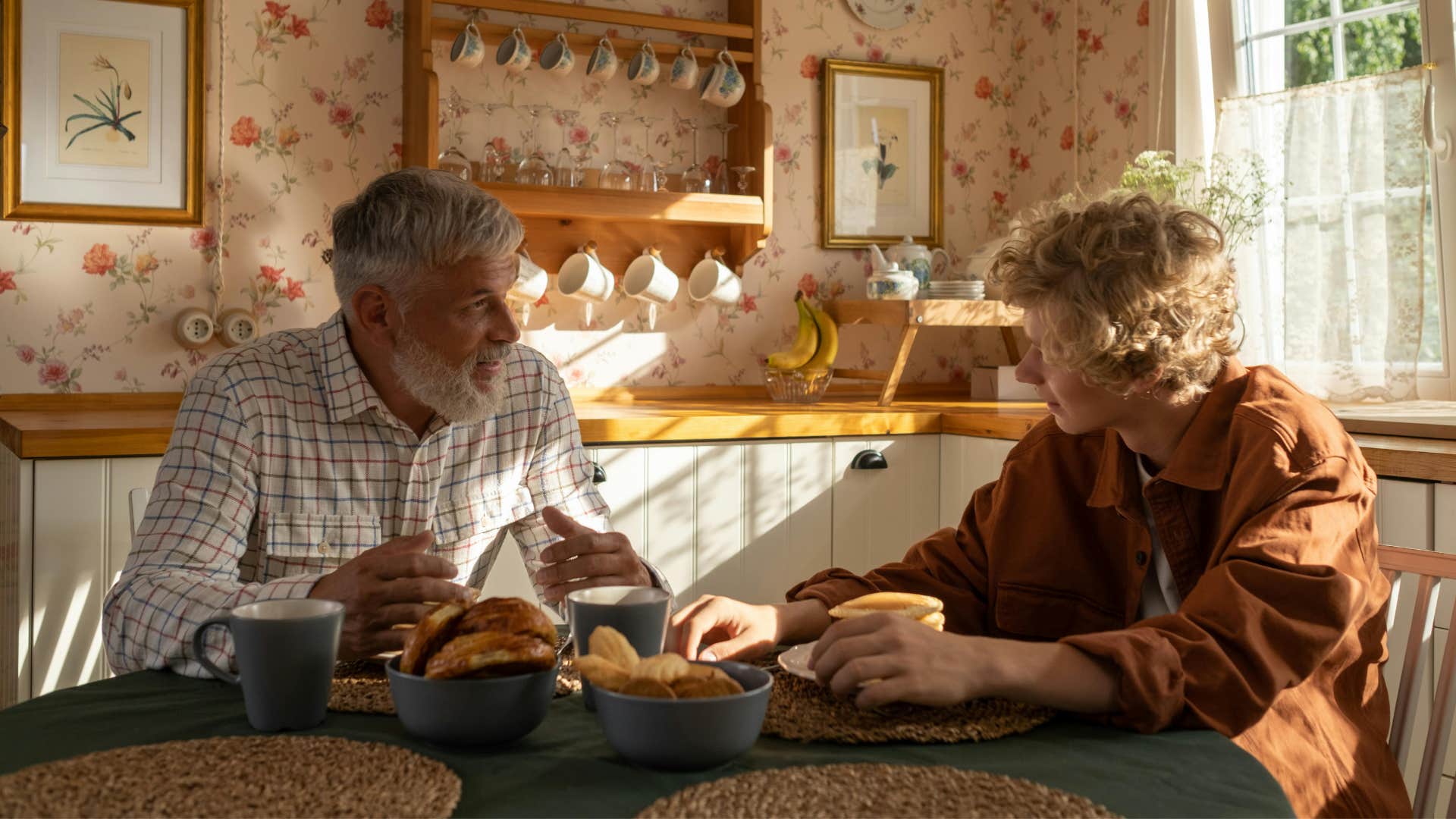father telling his son about financial decisions