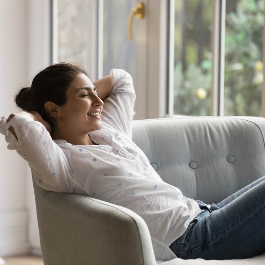 A woman who is liberated because she broke free from her embarrassing boyfriend