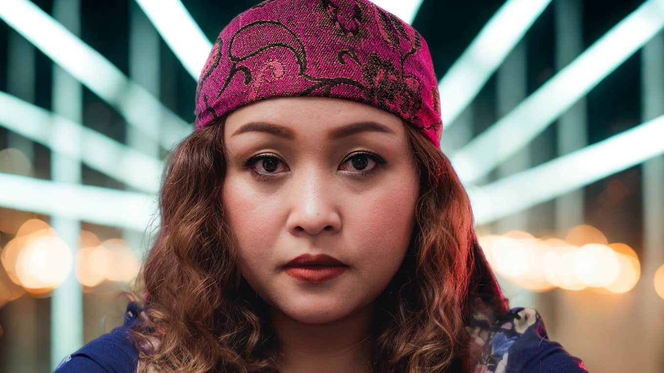 Woman has psychic power.