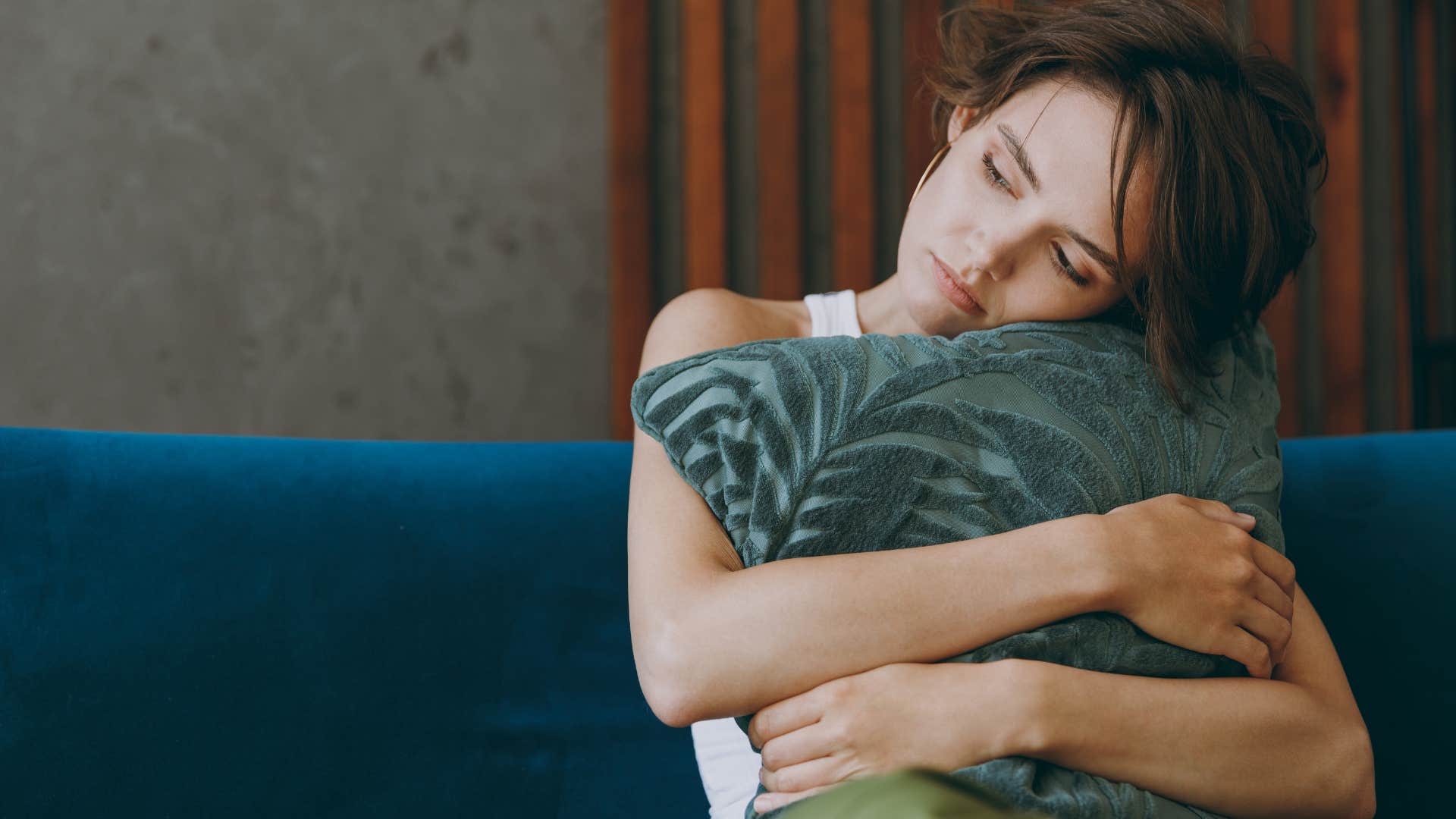 woman who is always exhausted as she suffers from depression