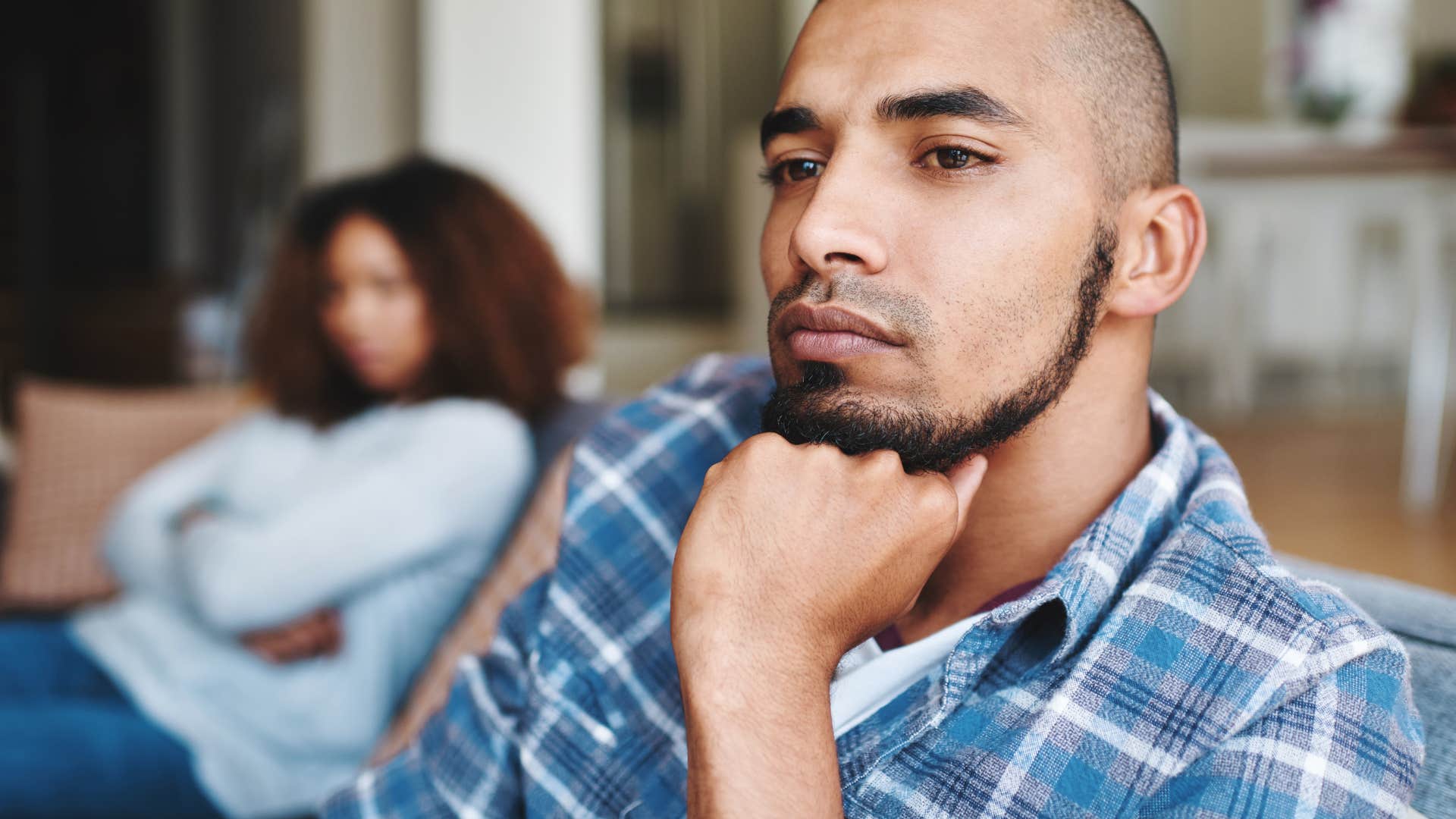 husbands who feel like they’re failing at life always do these things at home fail to help with children