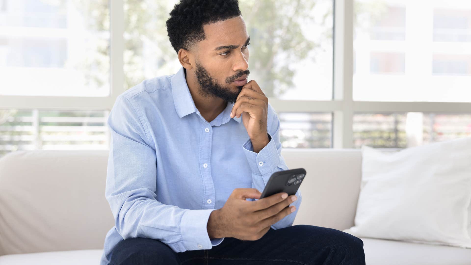 if a man sends you these texts he's way more emotionally attached than they seem I can't stop thinking about our last date