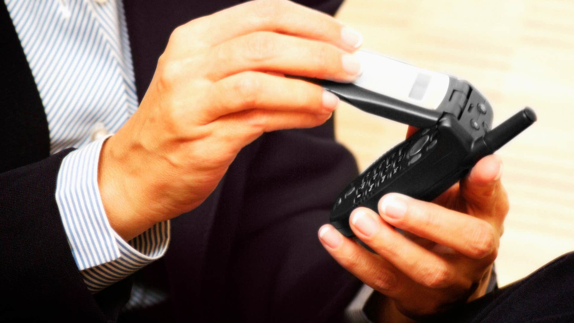 if you grew up in the early 2000s you likely do these oddly specific things without thinking have the urge to flip things