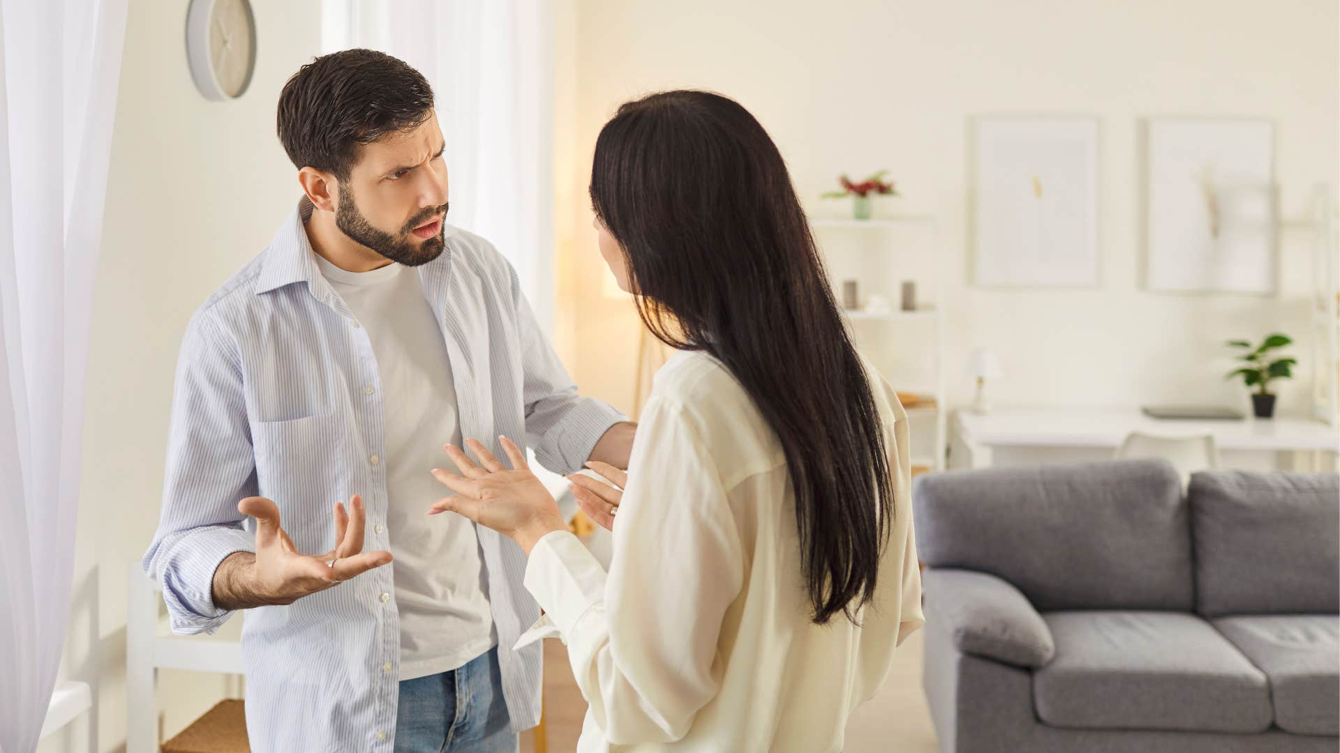 if you notice these things in a couple’s kitchen they’re arguing way more than they say an overflowing trash can