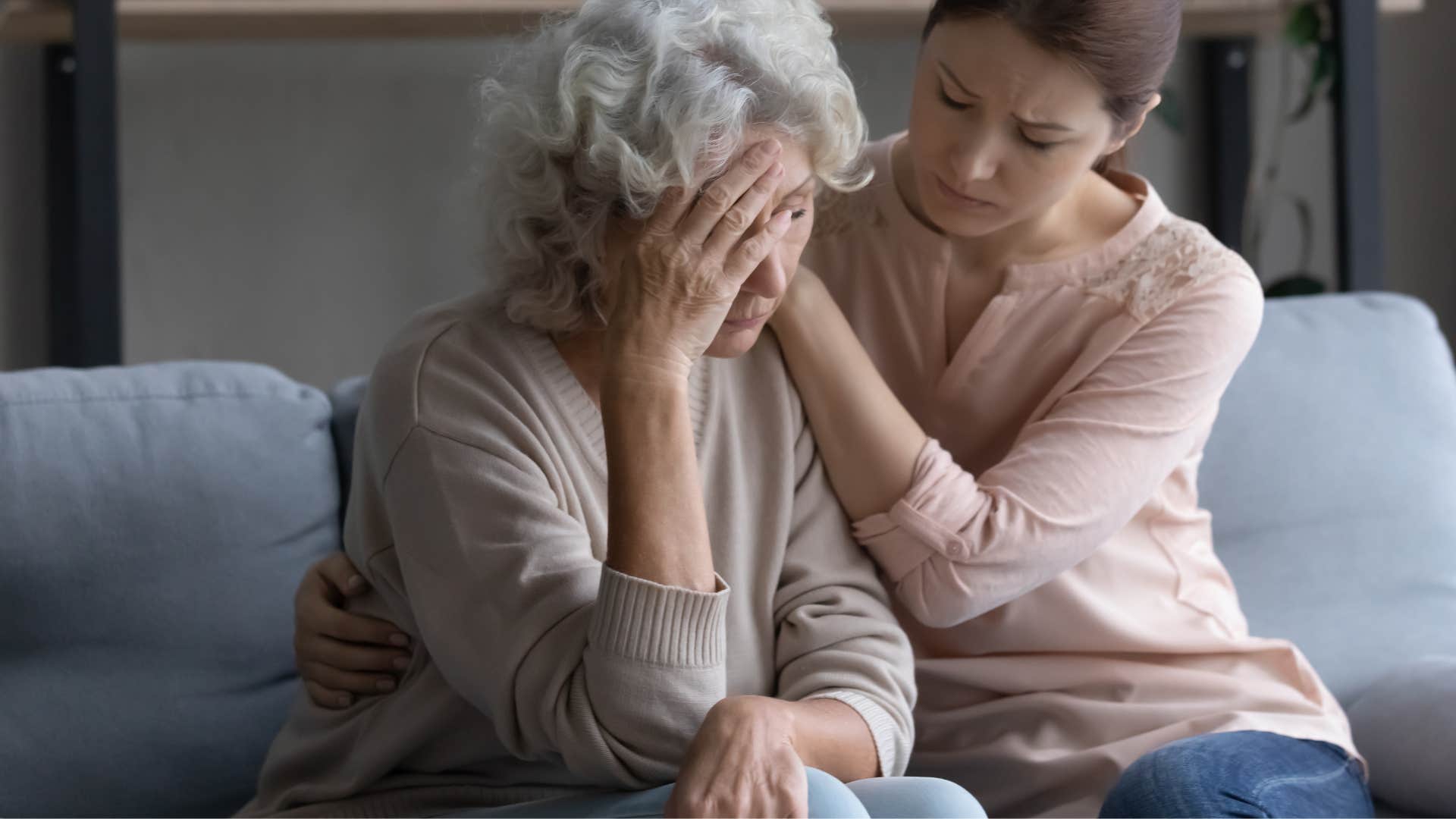 if you notice these things in your aging parent’s home they’re losing motivation to keep up scorched or burnt pots and pans