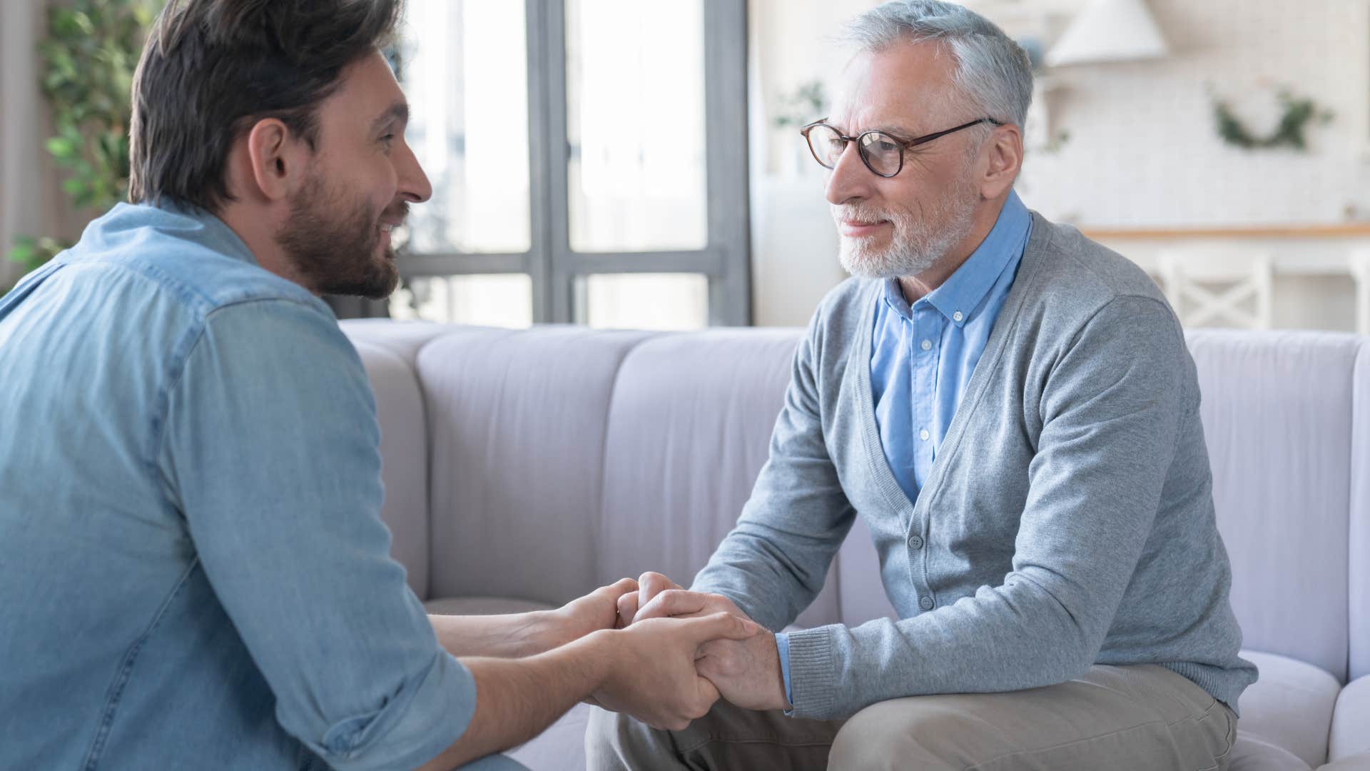 if you notice these things in your aging parent’s home they’re losing motivation to keep up unkept yard