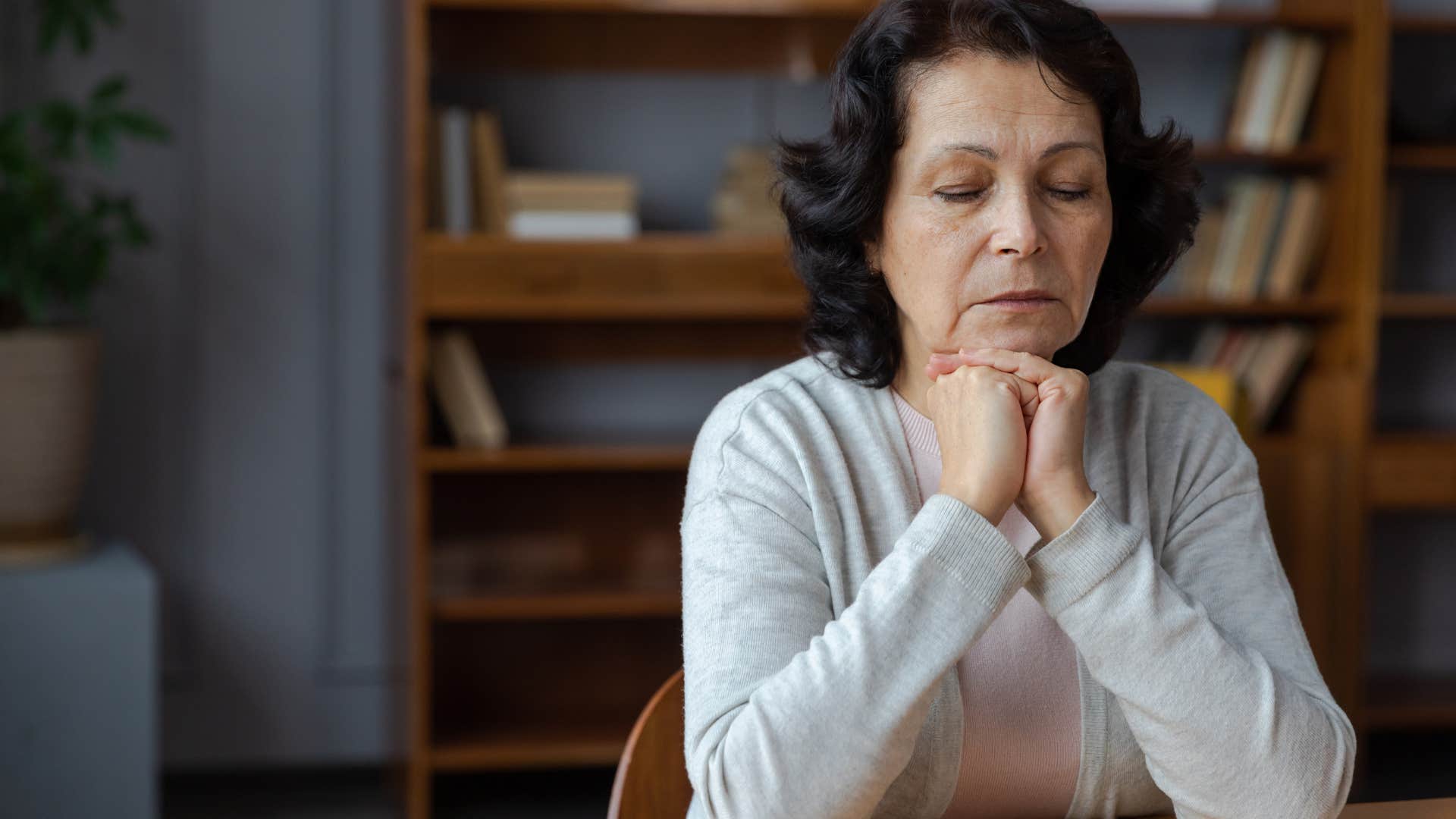 lonely older woman who's struggling with the aging process