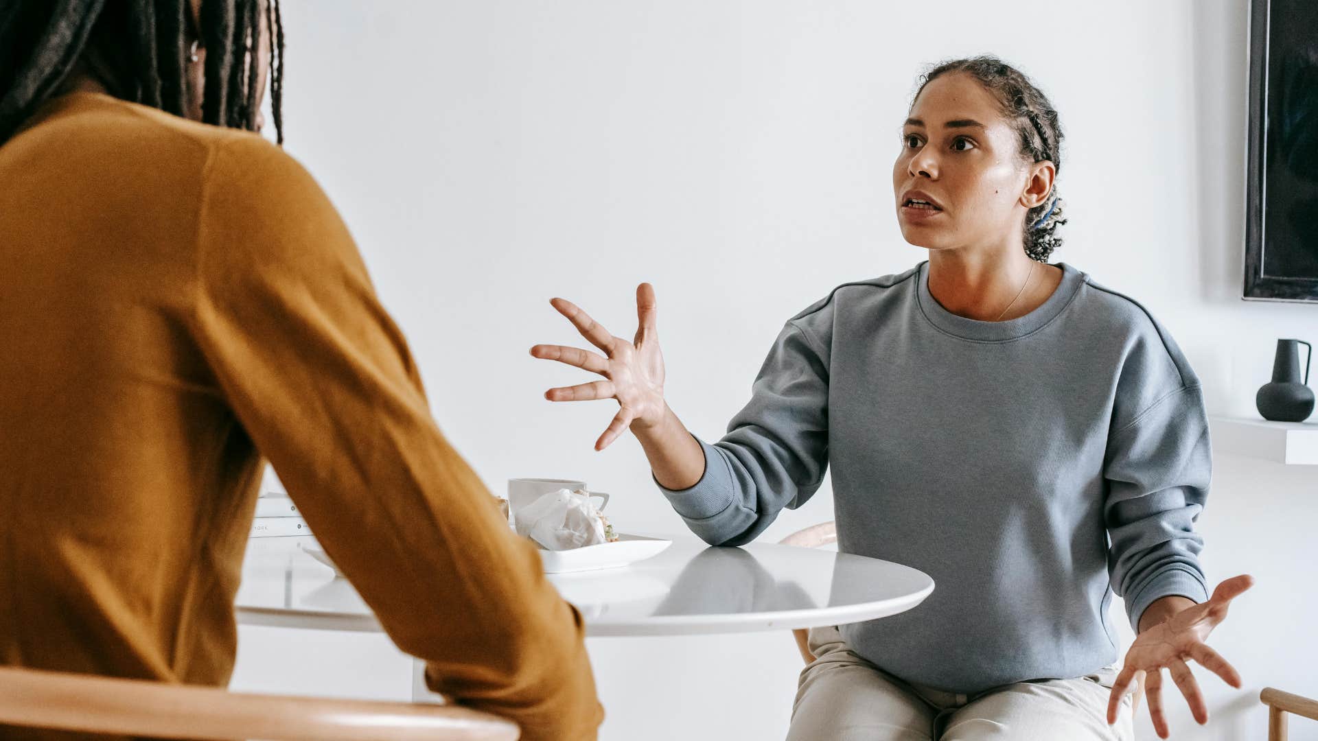 woman saying this is why no one likes you