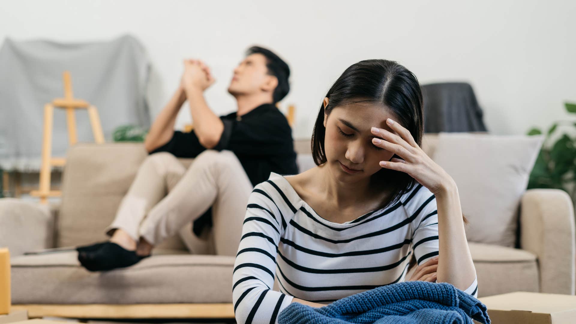 man who wants to break up with woman without being awful about it by not being mean