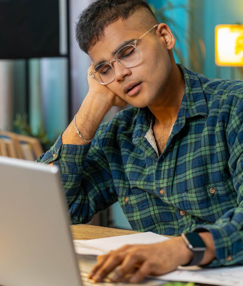 Tired worker forced to attend meetings at 2 a.m. to prove he was working