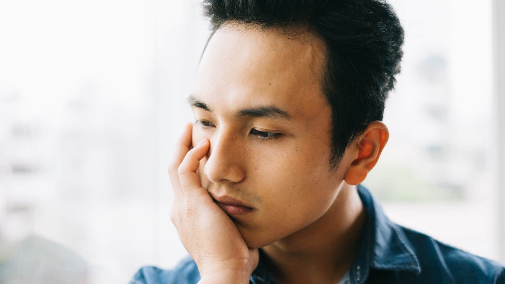 men who drive away everyone they love as they get older have usually experienced these painful things lack of friends