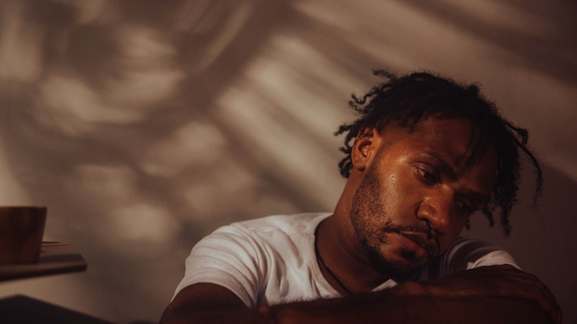 men who think the whole world is against them say these disheartening things on a daily basis i dont fit in