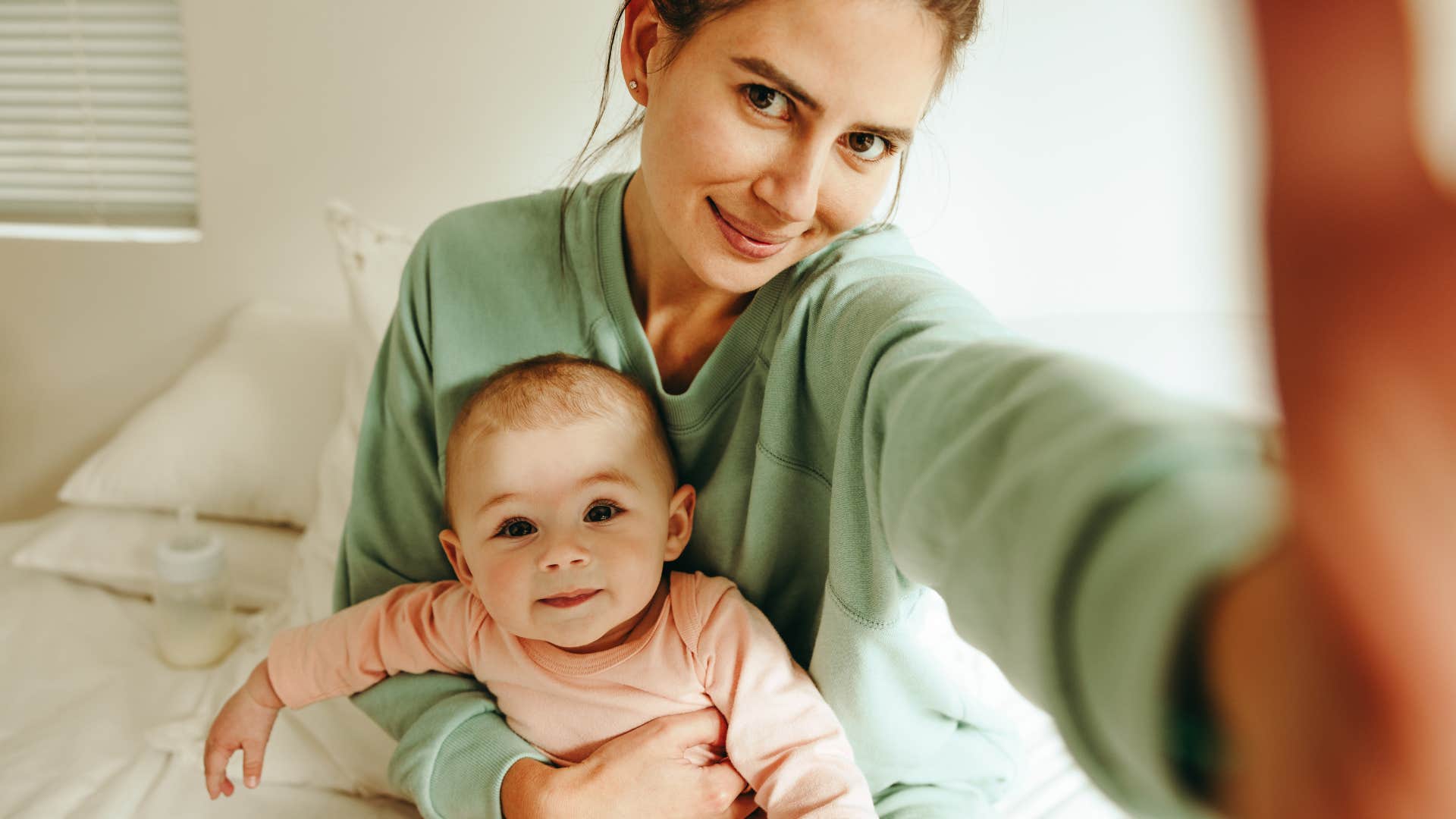 woman with the millennial mom personality type