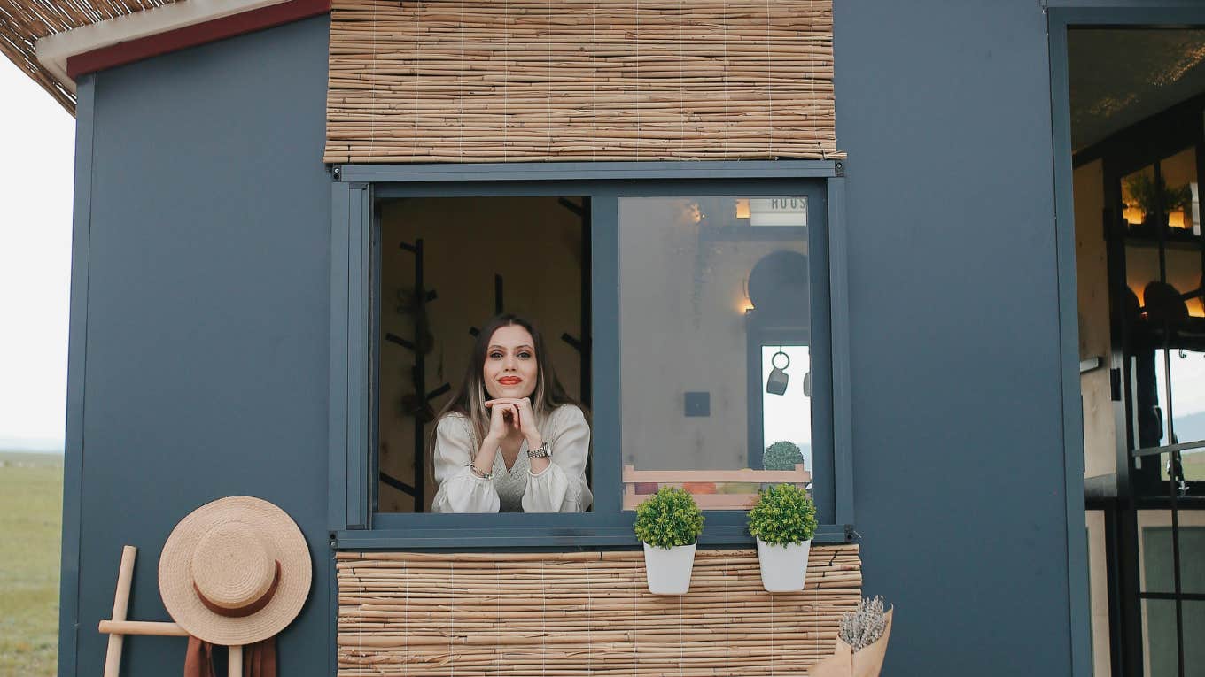 Millionaire Builds Community Of Tiny Homes To Combat Homelessness And Offers Residents Jobs