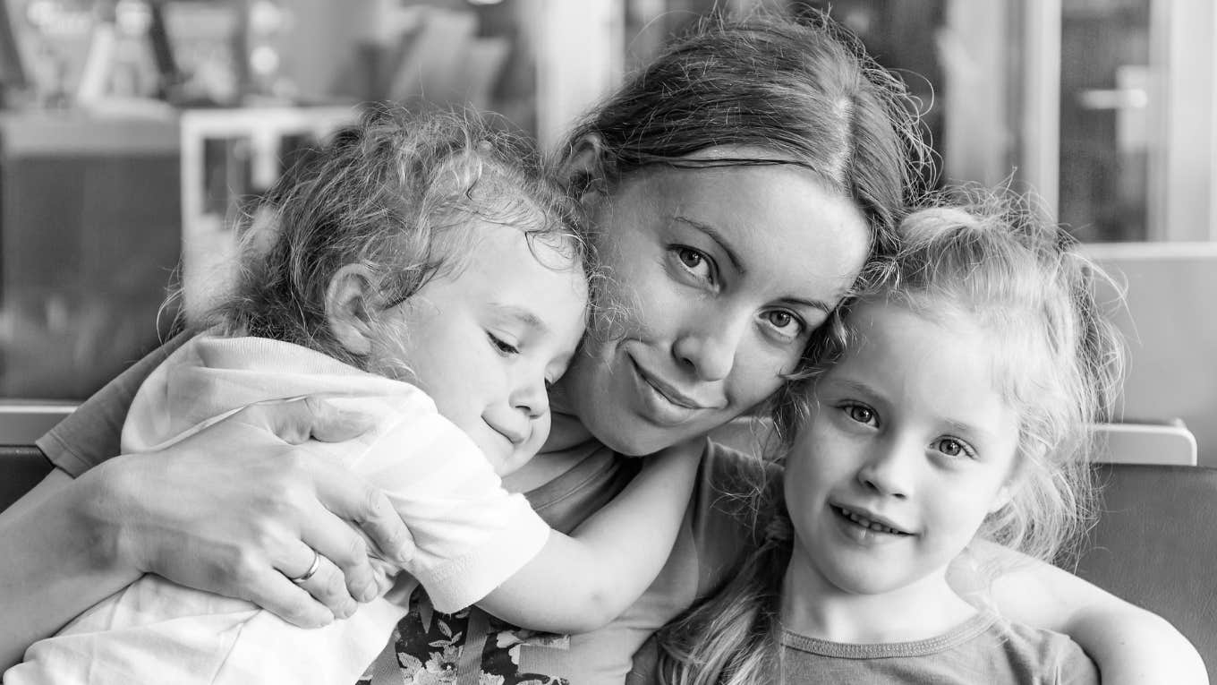 Mom Explains Why She's Not Teaching Her Kids To Read Or Write