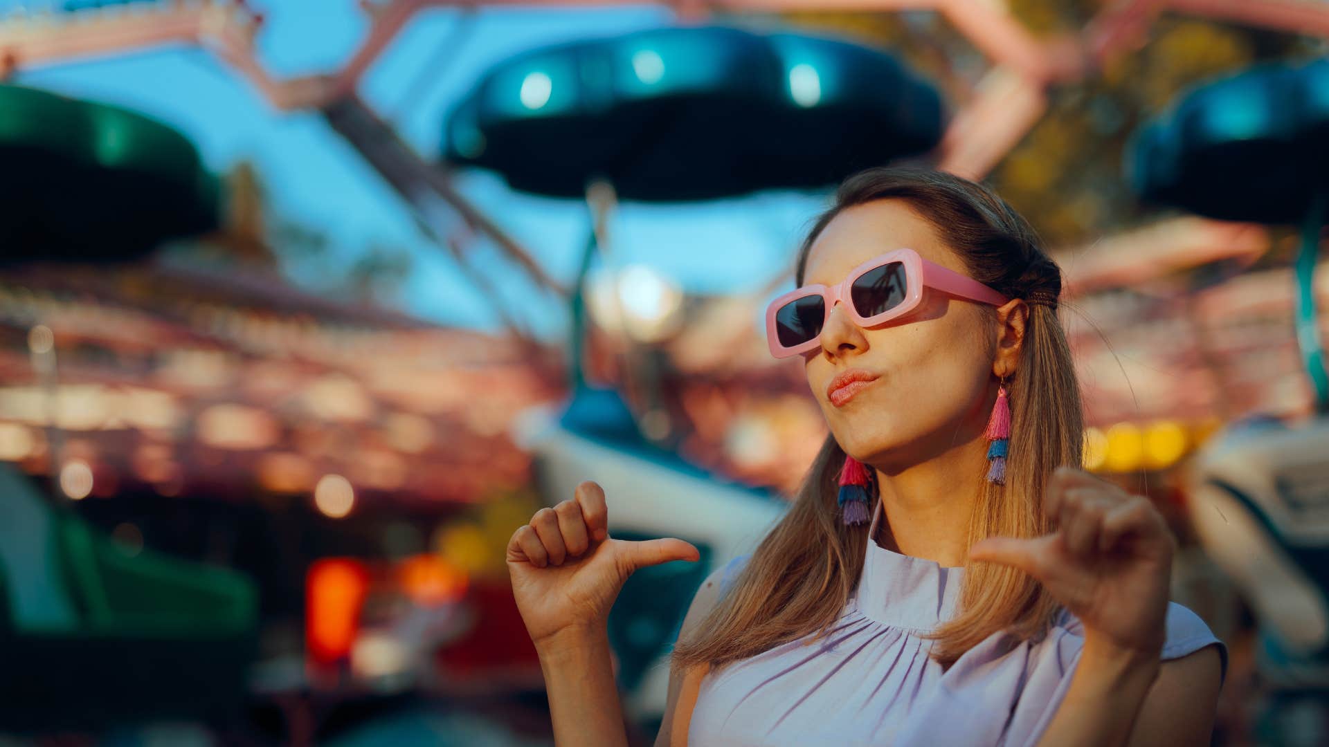 woman who has a superman complex as she considers everyone to be average