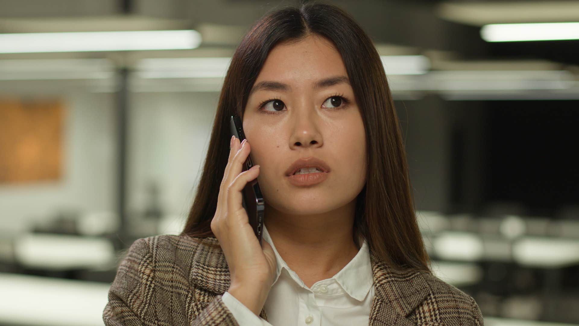 ignorant woman on the phone