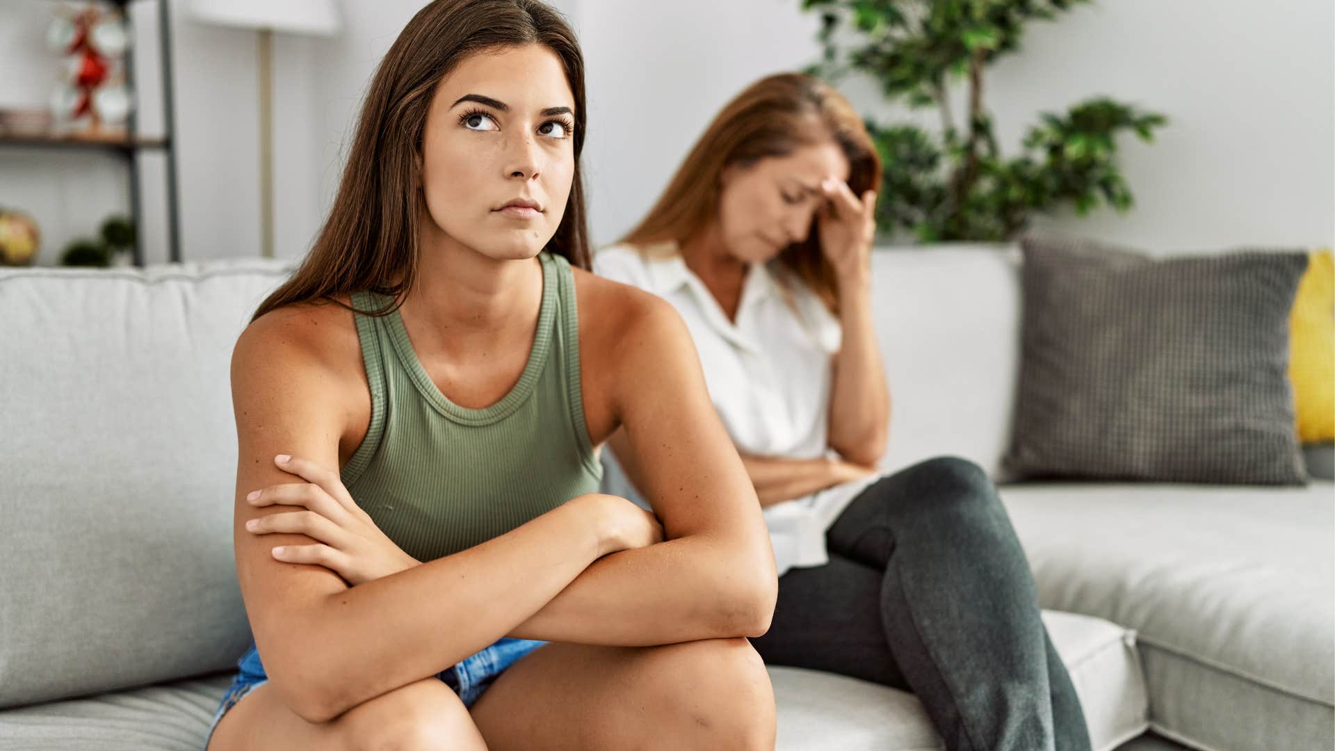 people who cut off family members rarely do it suddenly it's usually because of these reasons accumulation of unresolved conflicts