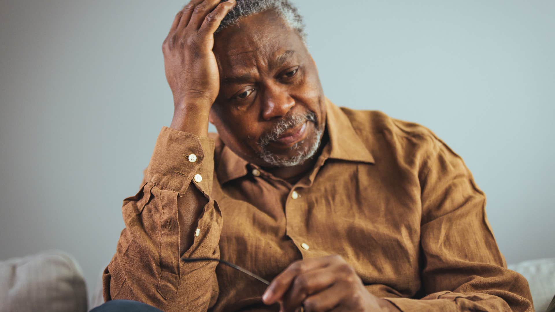 people who get irritated by small noises as they get older usually have these other personality quirks hypervigilance