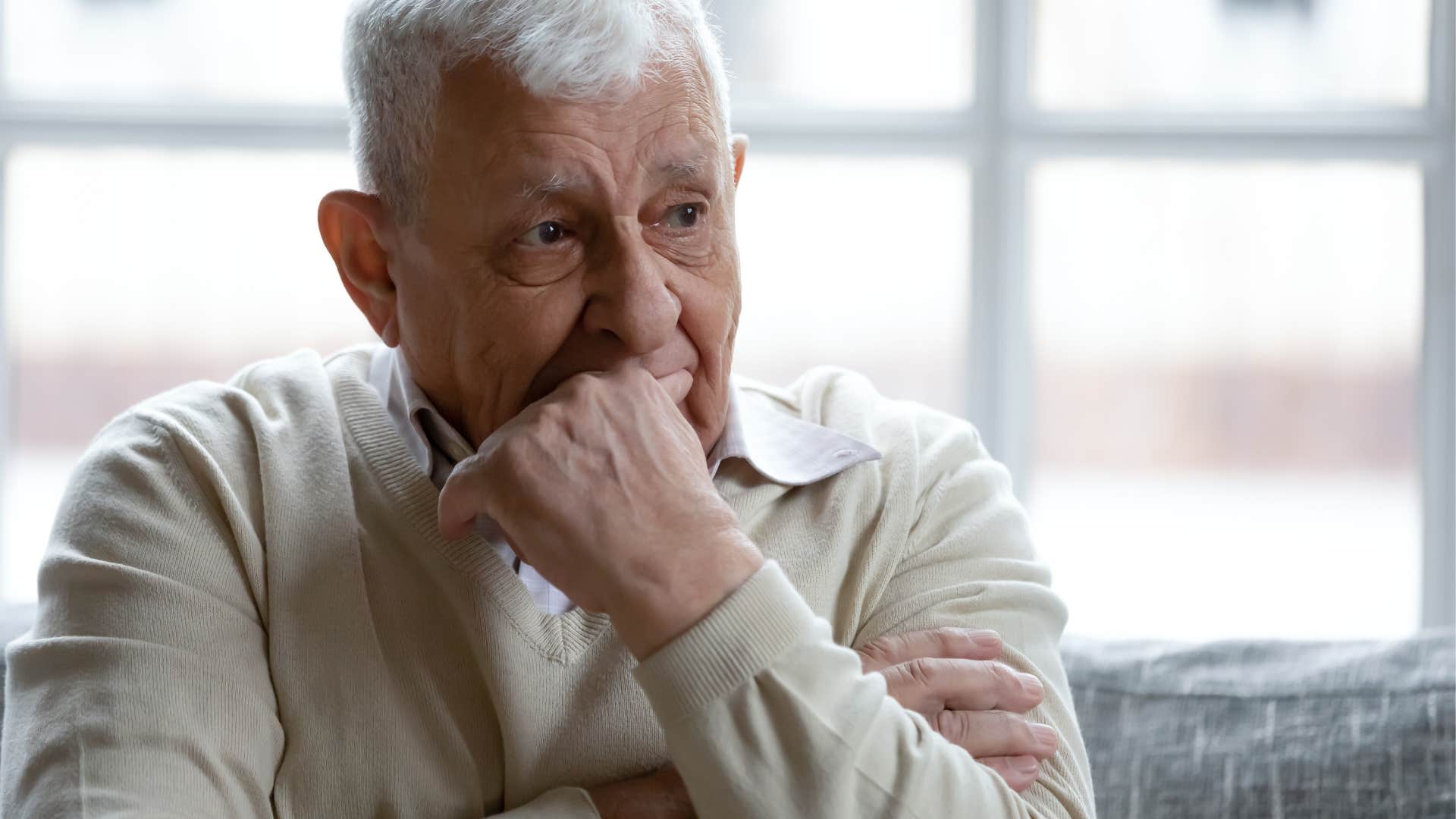 people who get irritated by small noises as they get older usually have these other personality quirks introversion