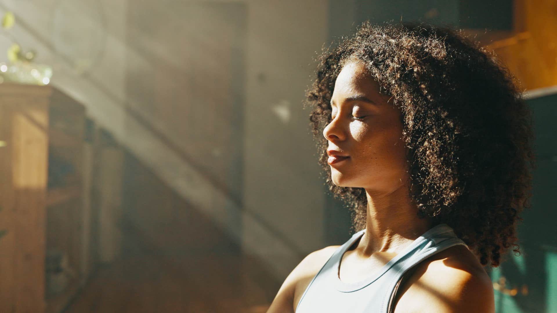 people who immediately change into comfy clothes when they get home usually have these personality traits focused on inner peace