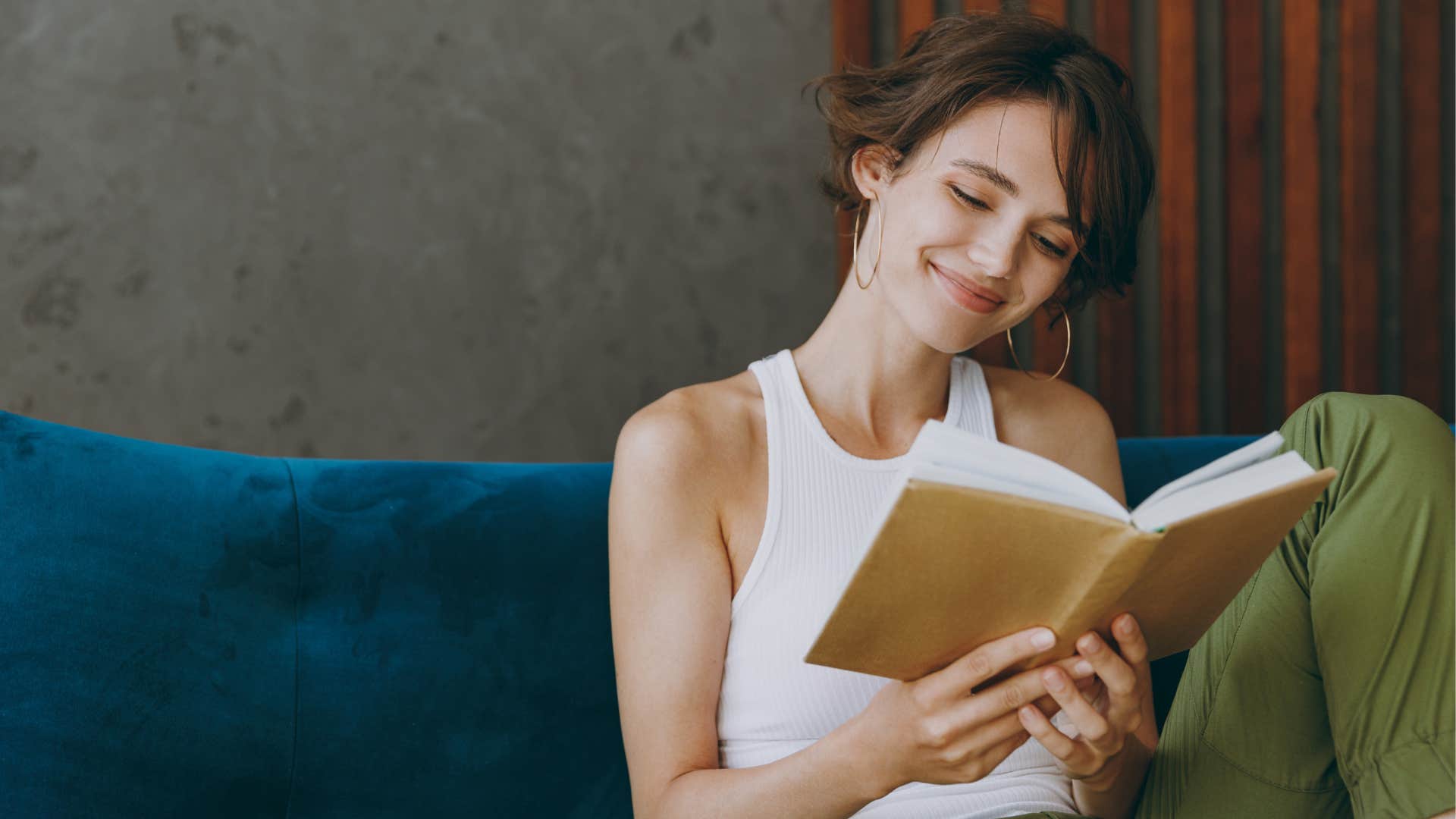 people who immediately change into comfy clothes when they get home usually have these personality traits highly sensitive