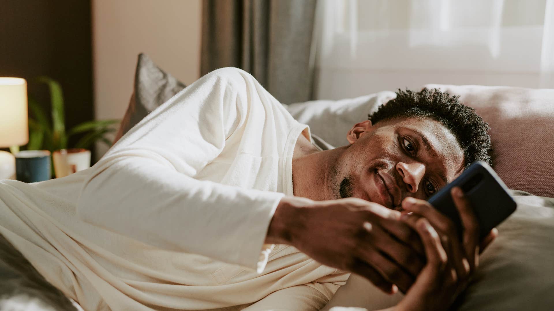 people who immediately change into comfy clothes when they get home usually have these personality traits independent