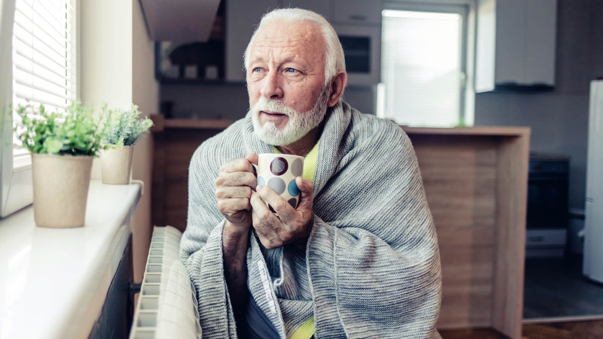 people who immediately change into comfy clothes when they get home usually have these personality traits routine-oriented