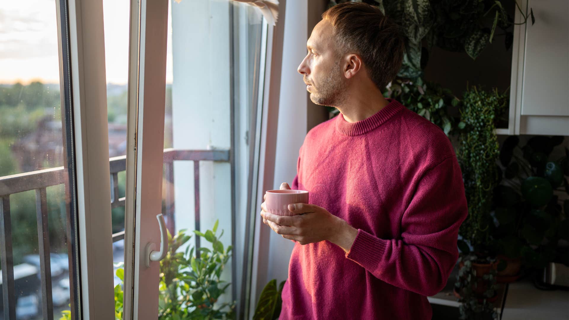 people who leave half-empty cups around the house usually have these distinct personality traits impulsive