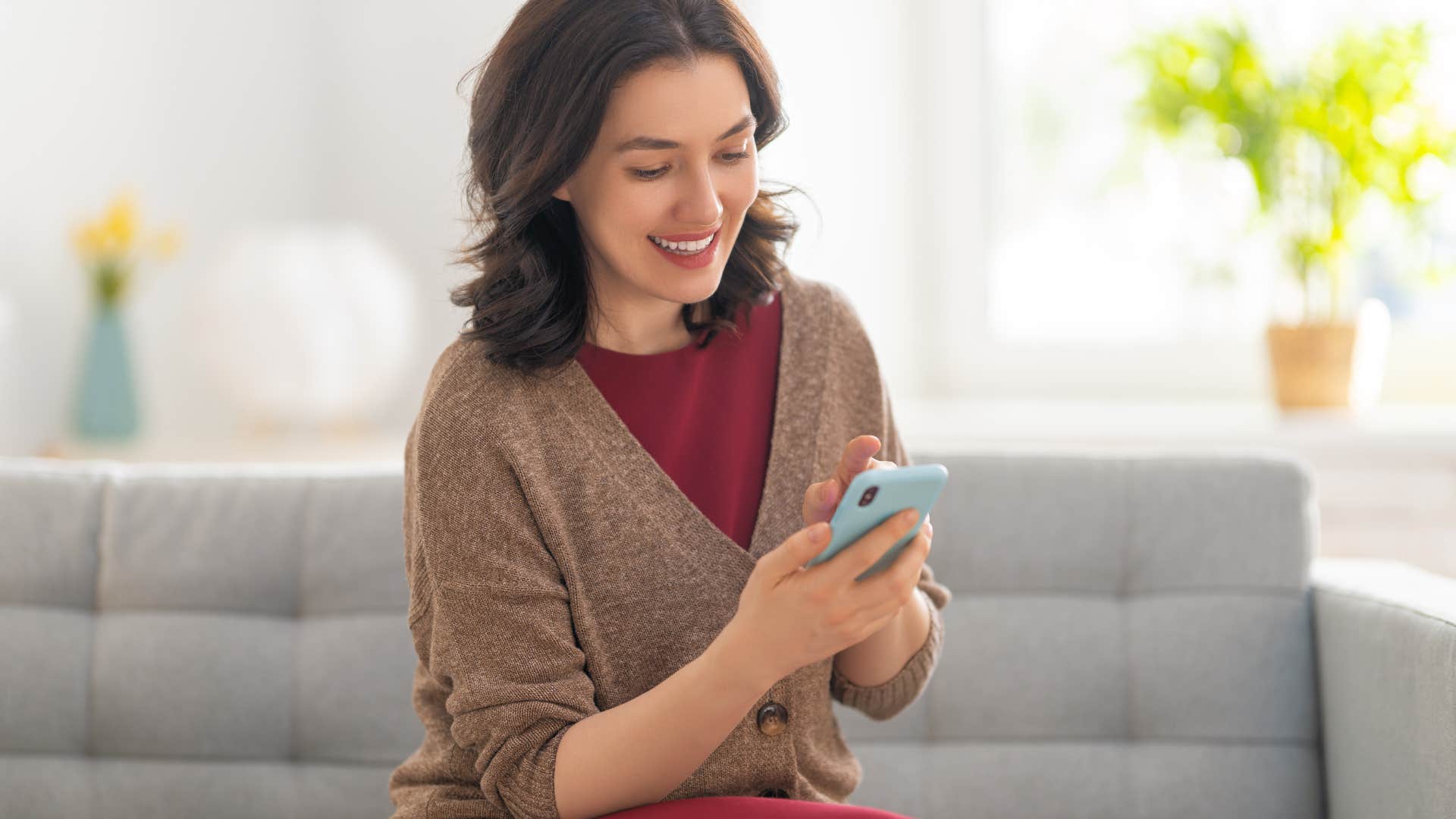 people who never post photos of themselves as they get older usually have these deep reasons they care more about who they are not how they look