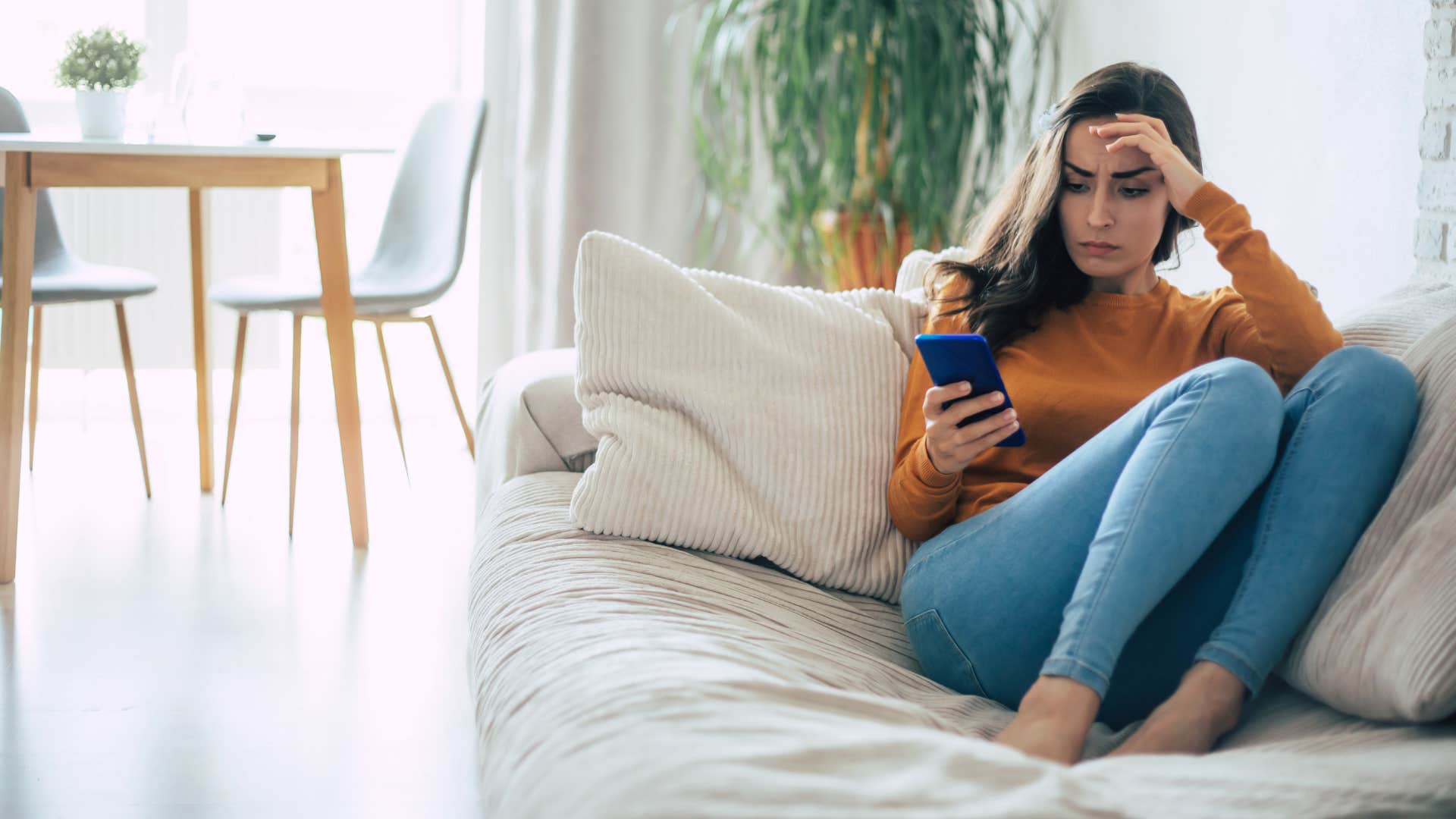 people who never post photos of themselves as they get older usually have these deep reasons they fear being judged 