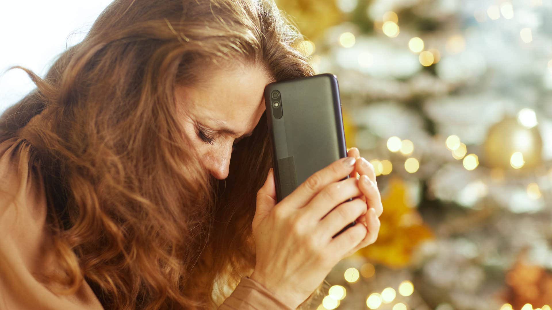 people who never post photos of themselves as they get older usually have these deep reasons theyve had an identity shift