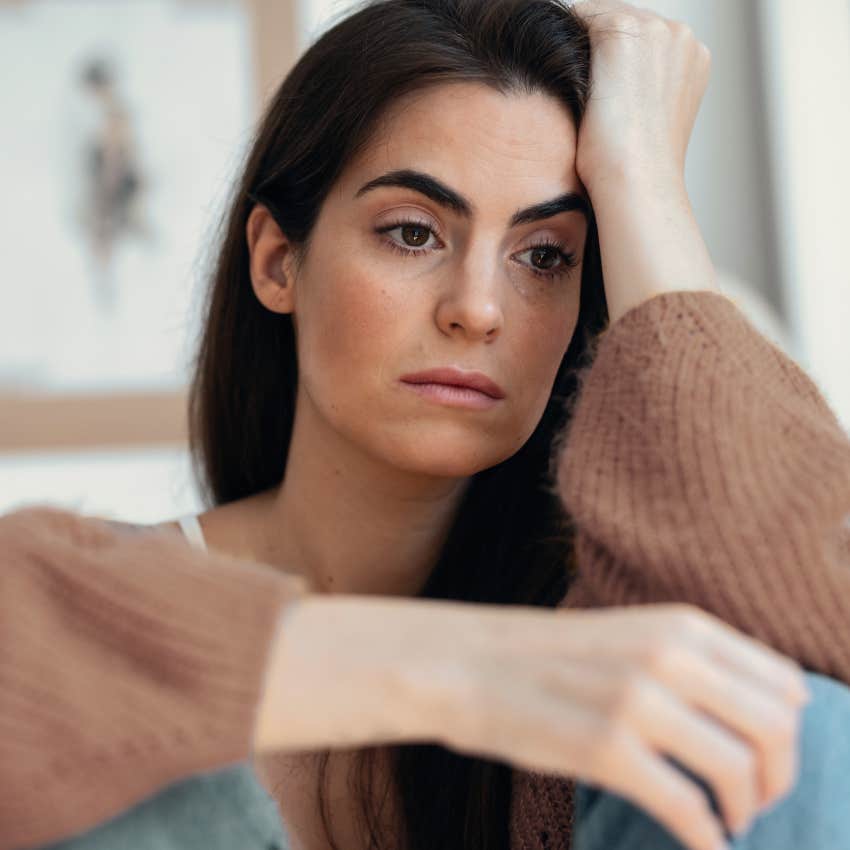 woman who has a hard time making friends because of stress