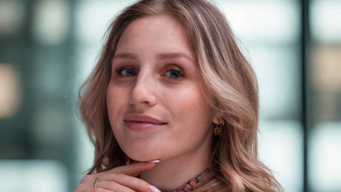 Woman has high intelligence.