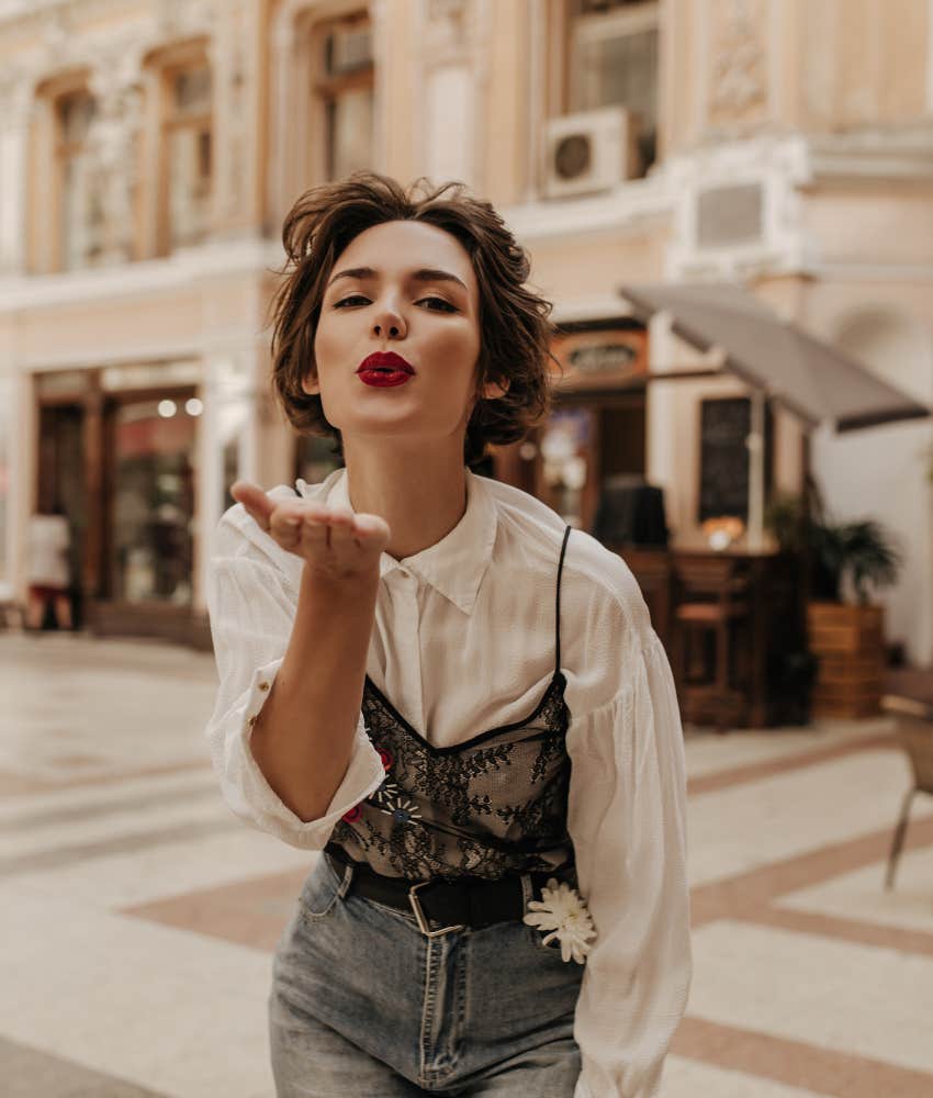 Person blows a kiss to repair marriage