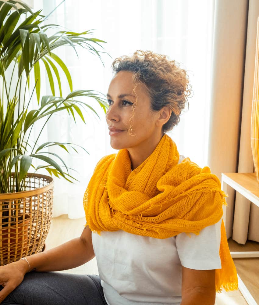 Person with strong boundaries does body check