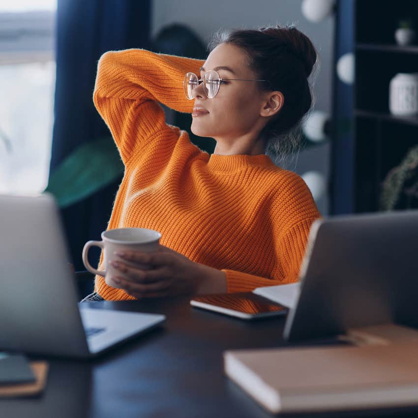 woman who refuses to let hustle culture win as she looks for evidence