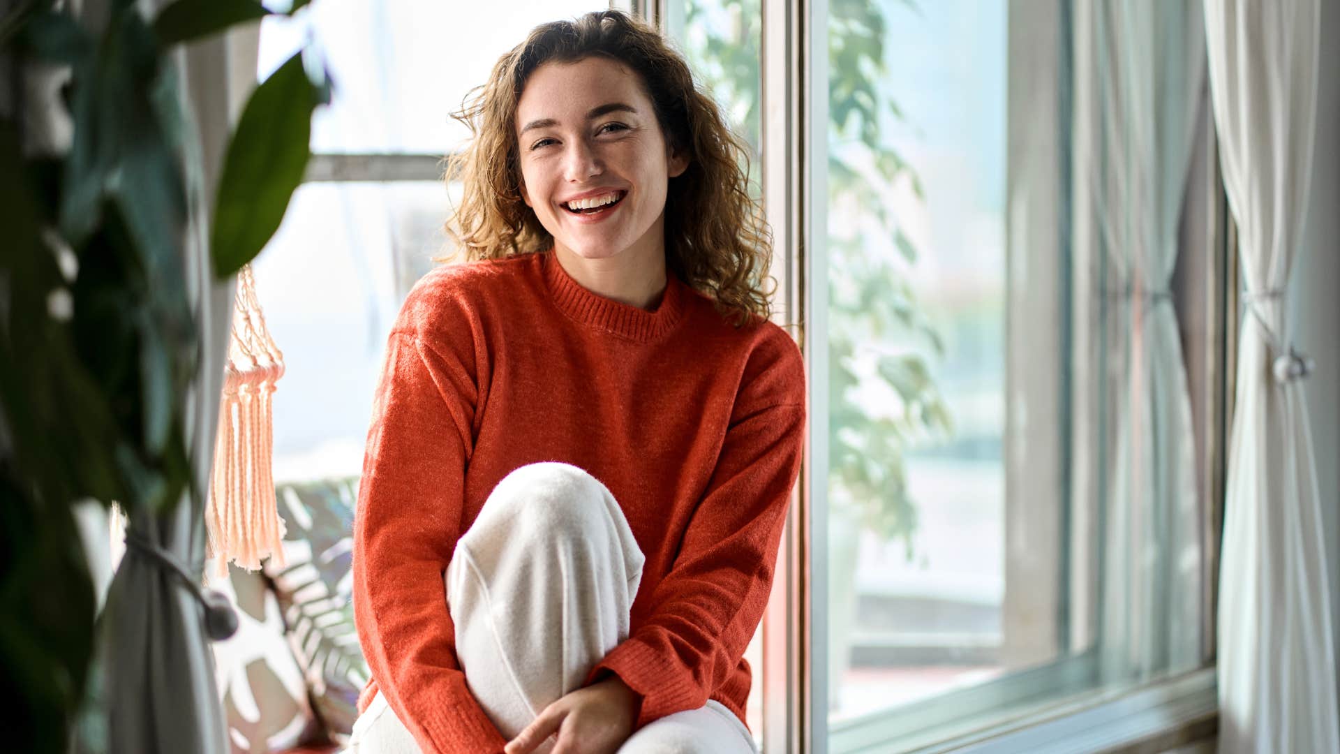 woman who isn't miserable as she finds the silver linings