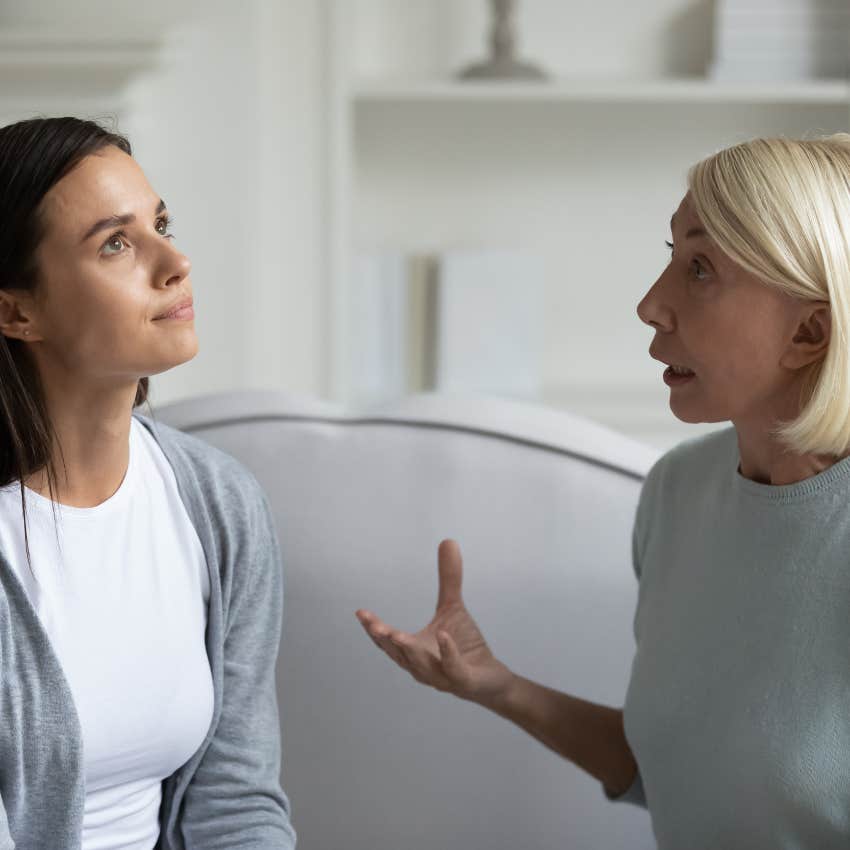woman who teaches people how to treat her by using silence as communication