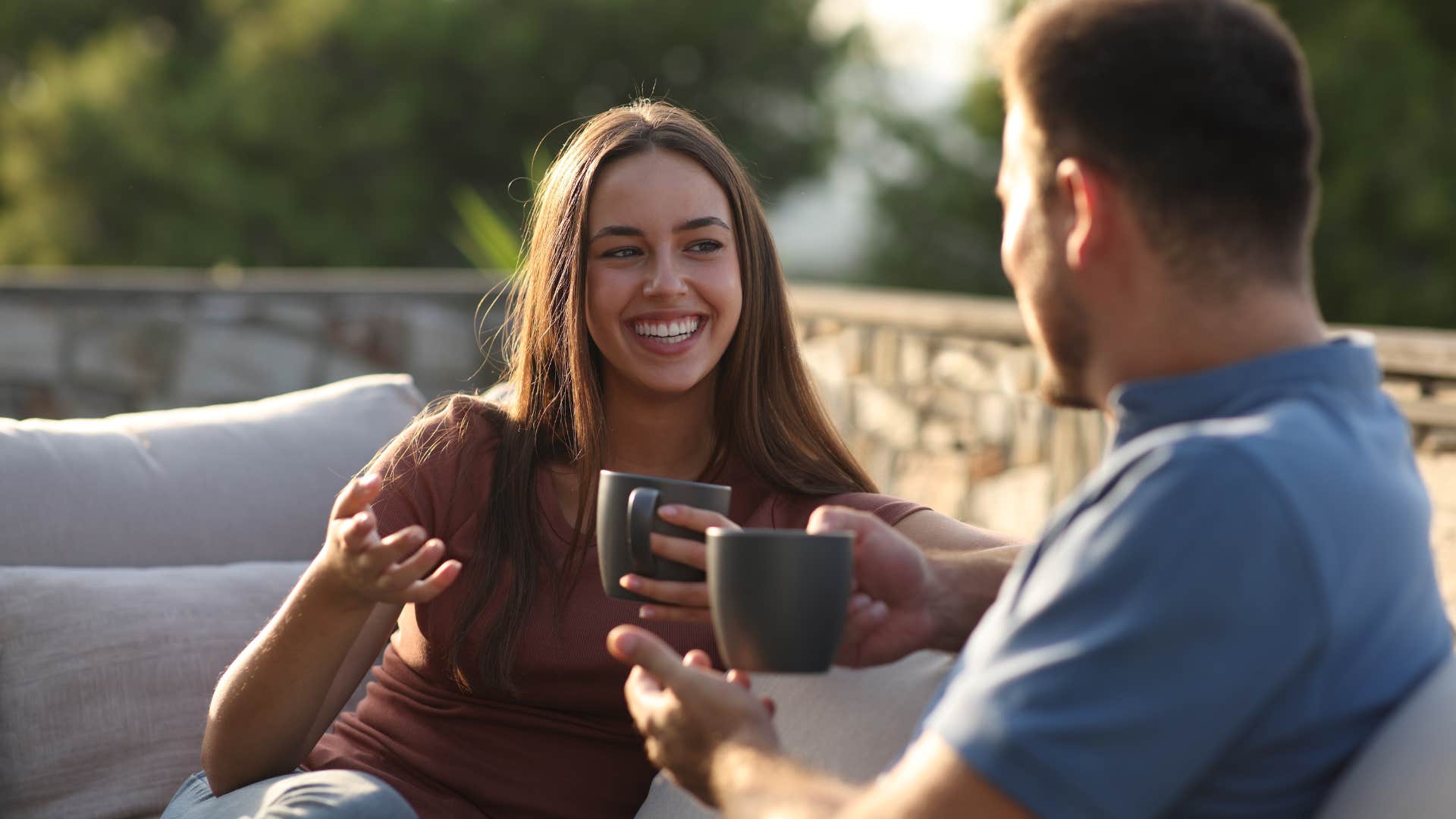 woman with the simple habit of not repeating the story that has helped her become a happy person