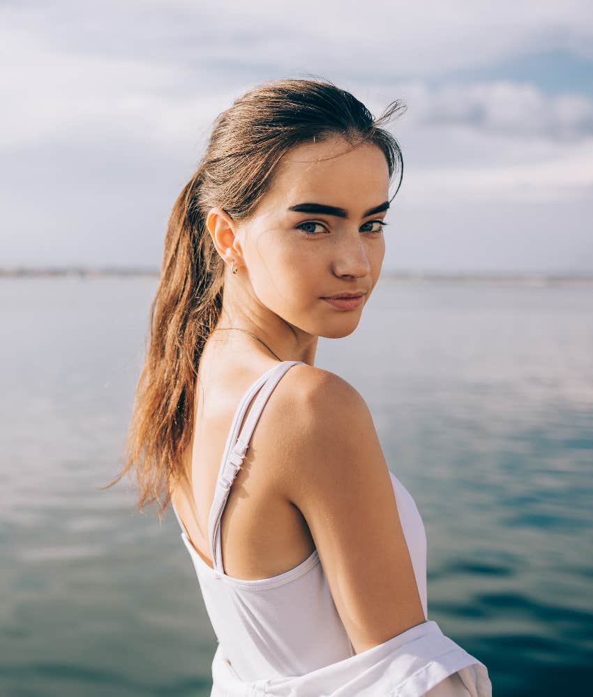 woman with thick eyebrows