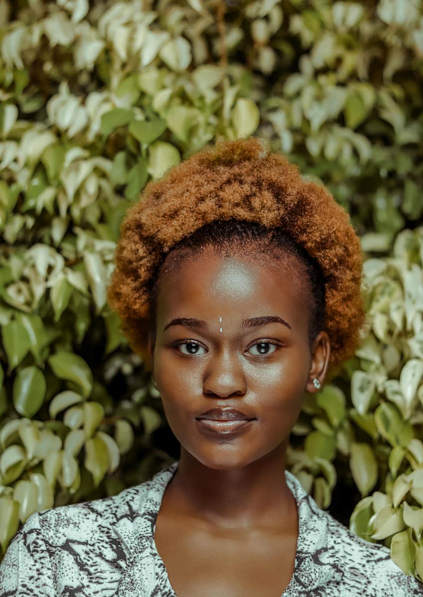 strong, confident single woman without kids