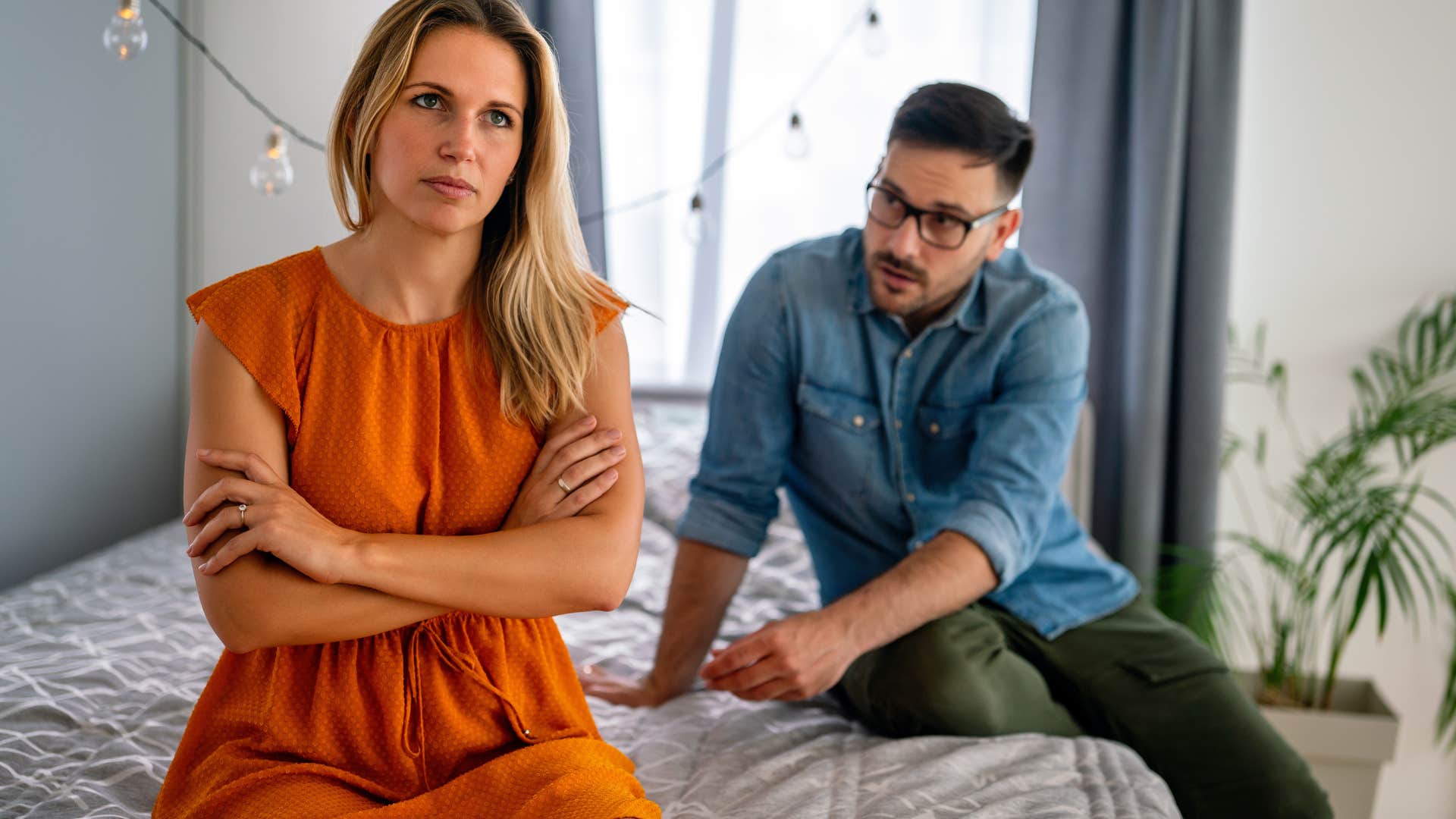 wives who feel unappreciated by their husbands often start doing these subtle things stopping open communication