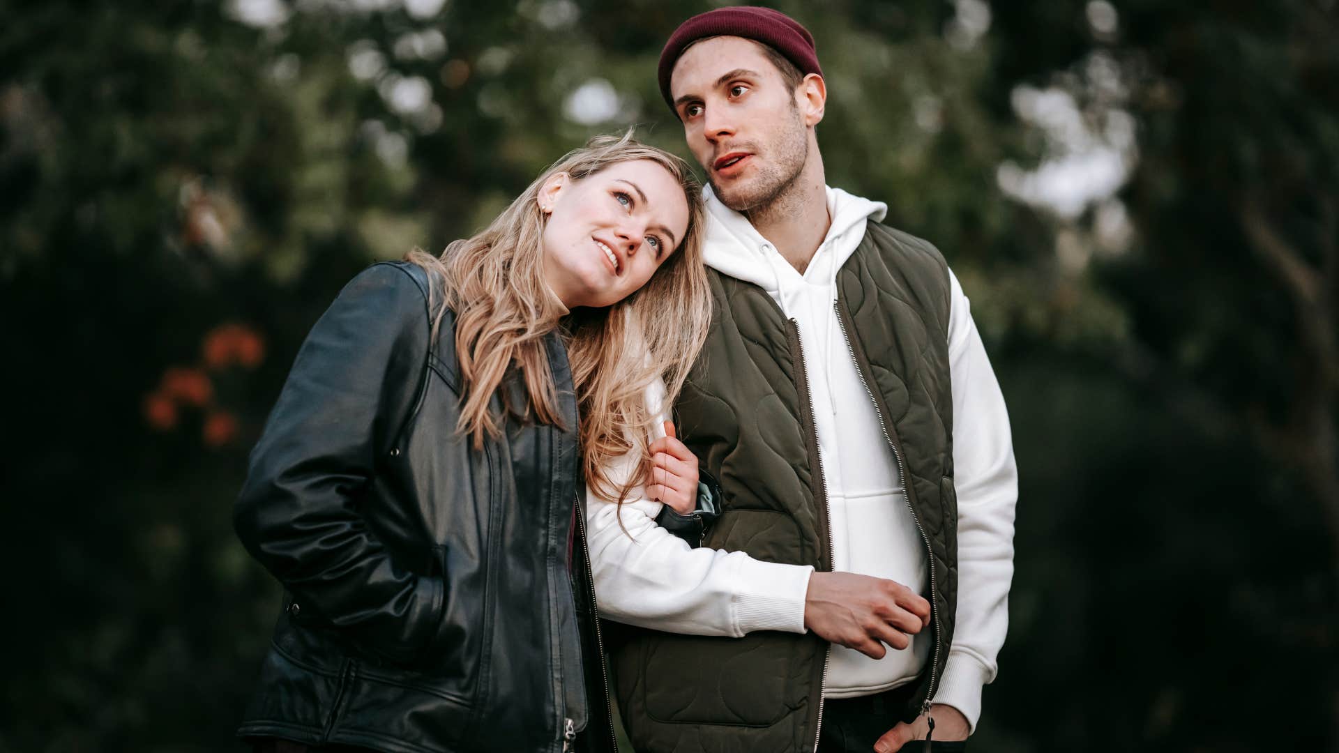 women who are loved by their husbands for a lifetime all seem to have these personality traits she shows appreciation