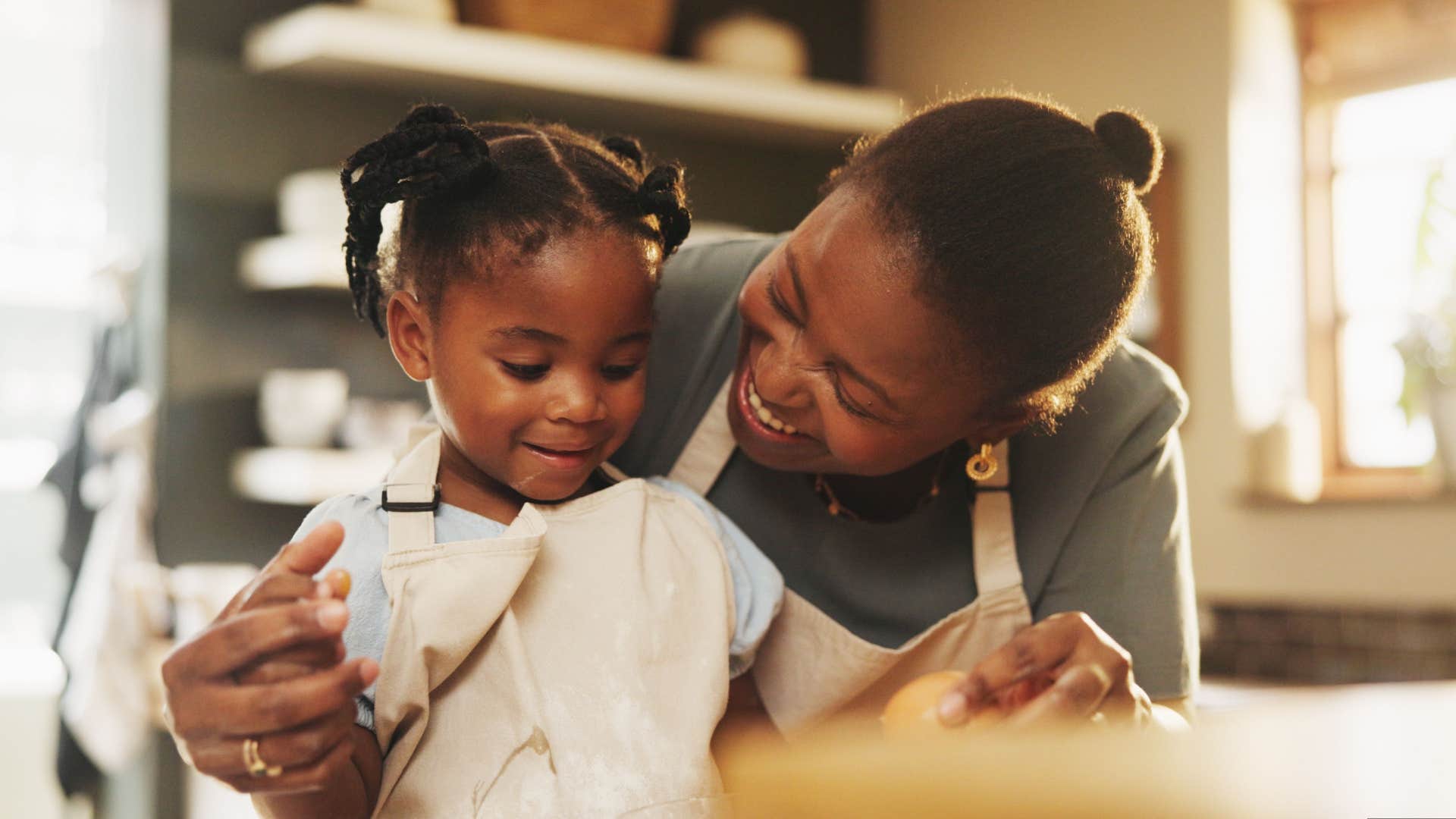mom telling her daughter i trust you