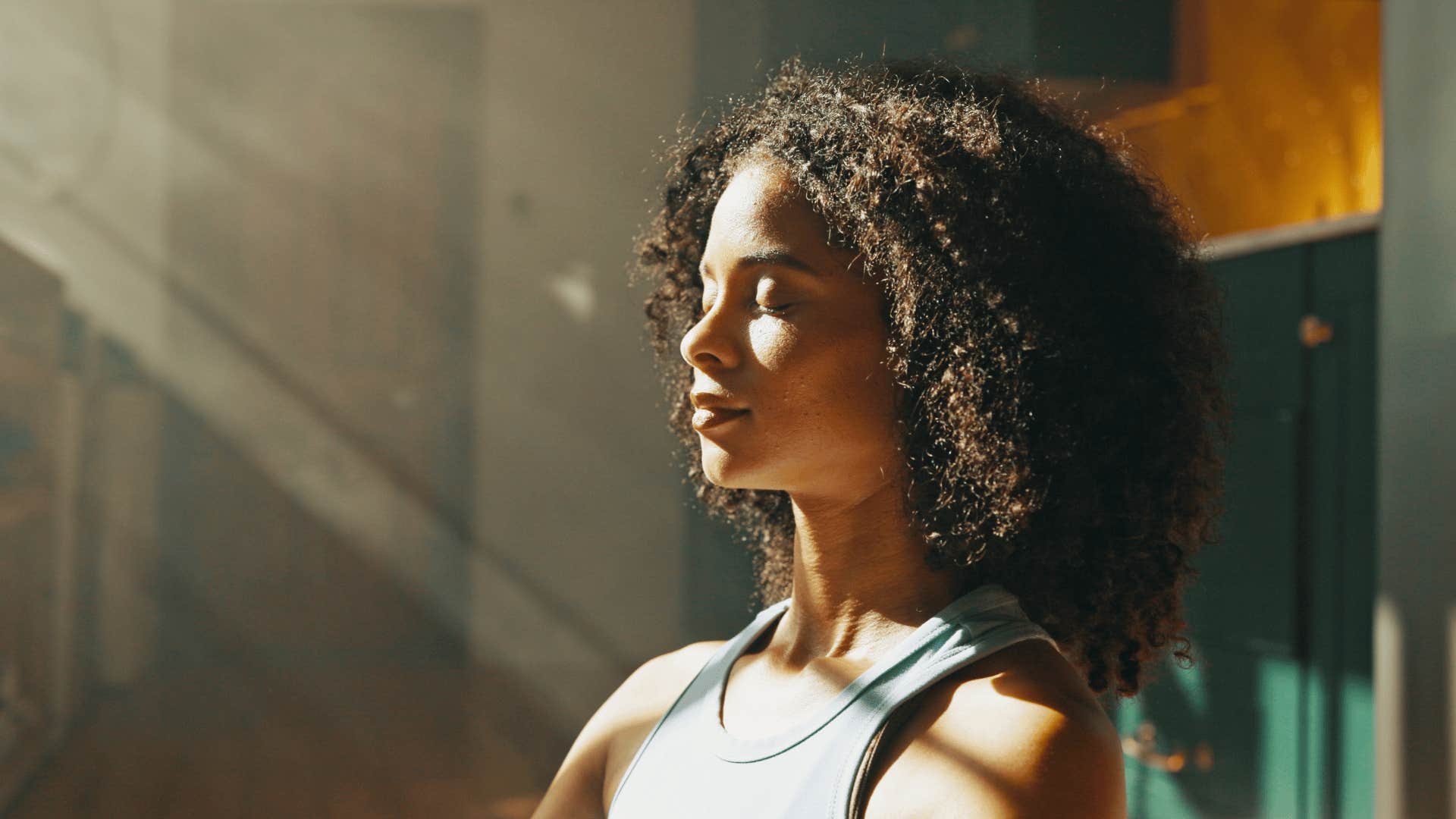 woman raised by tense nervous mom who self-soothes in silence