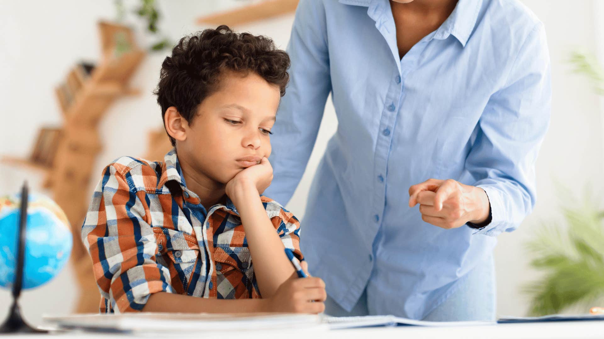 narcissistic parent yelling at son trying to do homework